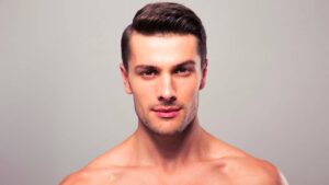 Lee más sobre el artículo Dar al rostro un aspecto más masculino con la técnica de masculinización facial en dermoestética